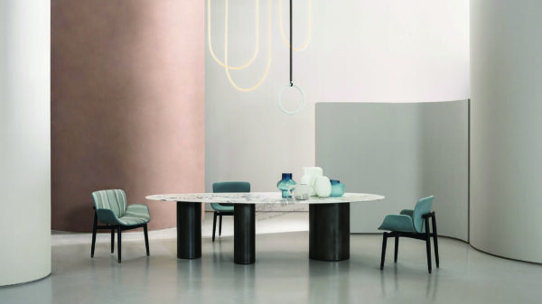 Oval dining table for 6 - Image 3
