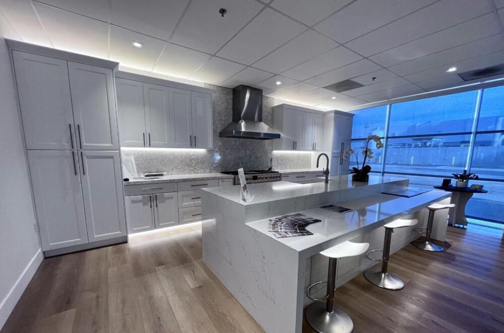 12 Ft One Wall Kitchen Lighting Setup